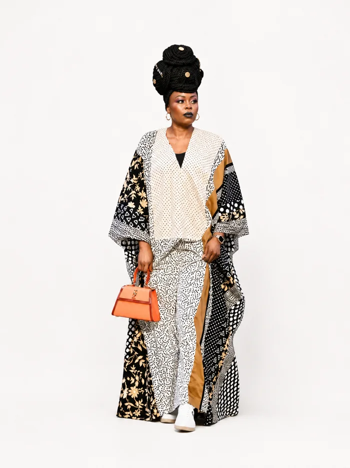 Tenue KR Studio